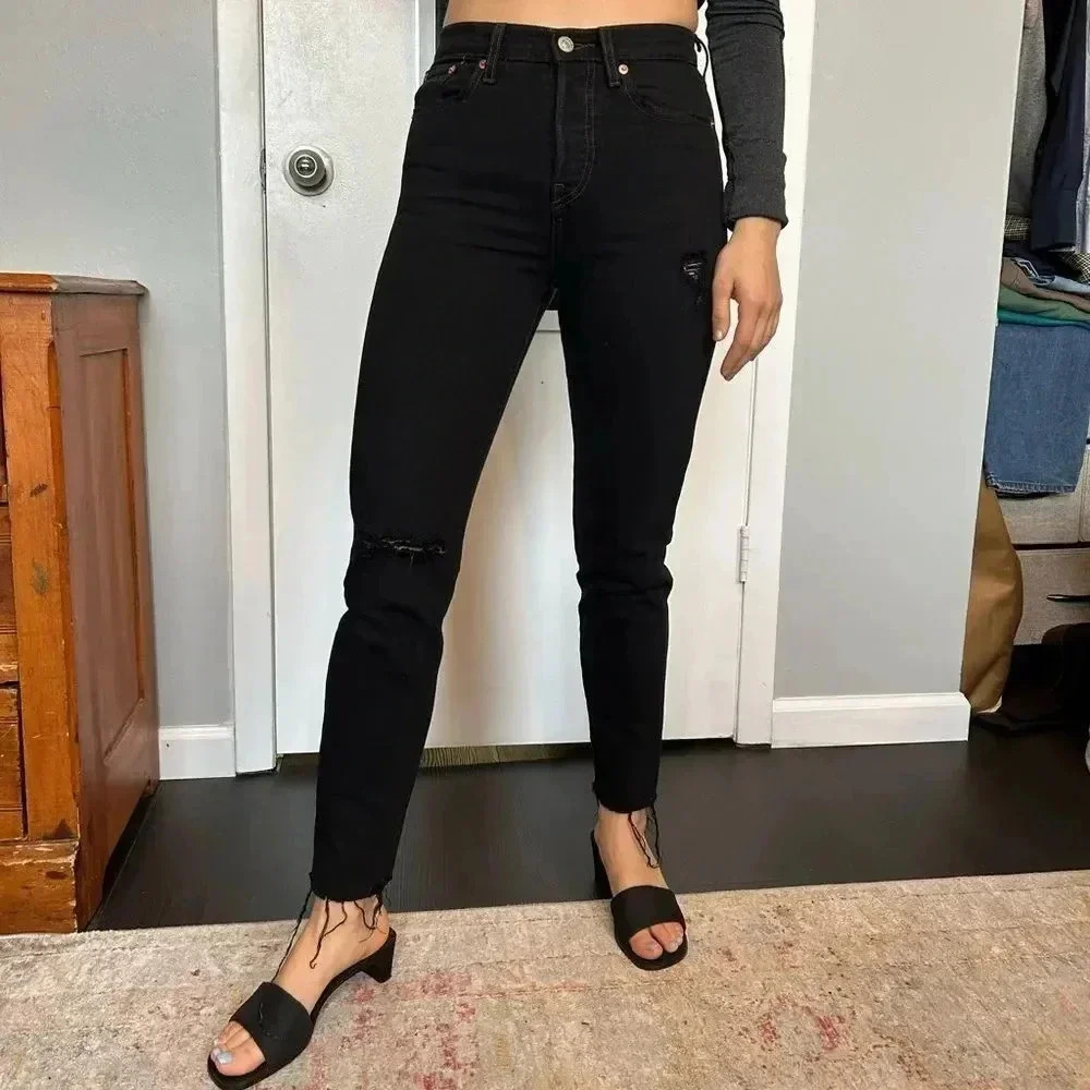 Levi’s classic wedgie jeans